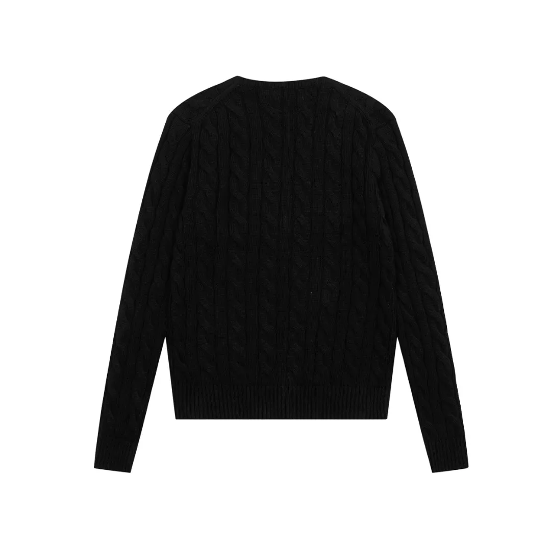 🅿️210 "Top quality" Style number: DS019# [Ralph Lauren V-neck solid color pony embroidered logo hemp flower knitted sweater] ✅Ralph Lauren Ralph Lauren goddess slim basic classic V-neck hemp flower pullover sweater ✅Main supplier platform live broadcast Wholesale entity Replacement when out of stock Not removed from shelves ✅ZP quality 1:1 version Scan the code to enter the GF website Counter quality ✅Detailed quality The only one in Guangzhou Imported quality cotton yarn, focusing on high-end, cost-effective, good quality, needless to say, ✅ simple and easy to match, a must-have item for ootd, good-looking clothes are never picky, a must-have in the goddess' wardrobe, recommended. Size: S-L Color: Black, off-white, gray, navy blue, khaki, pink, light blue, rose red, brown, Chinese red